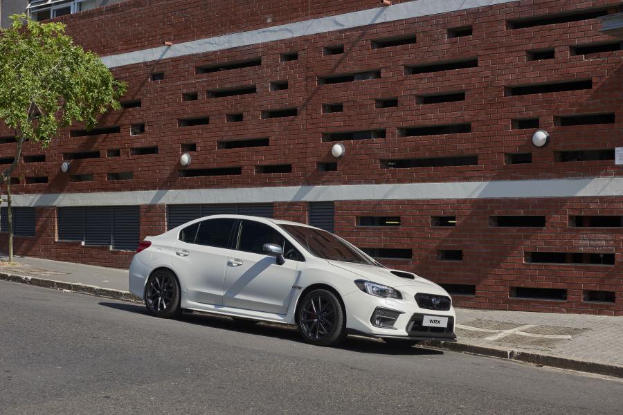  Subaru WRX 2017 года  (ZA) (фото 9 из 40)